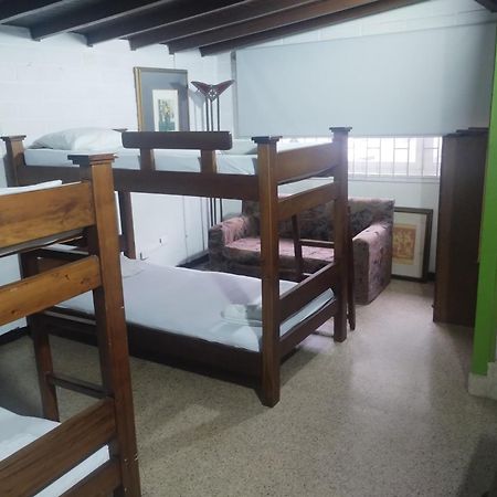 Hostel Spring City Μεντεγίν Εξωτερικό φωτογραφία